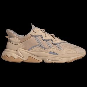 Pale nude Adidas Ozweego Men’s sz 10.5